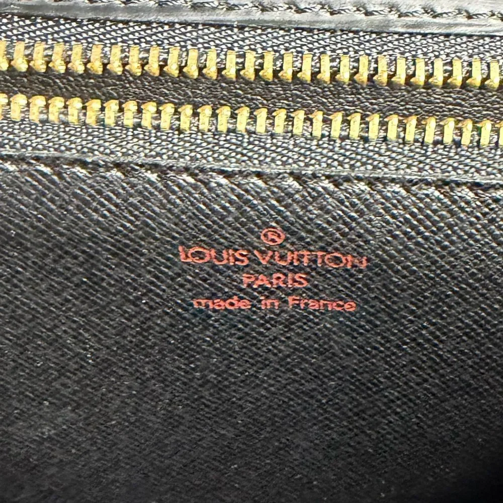 VINTAGE Louis Vuitton Monceau Black Epi Leather Handbag